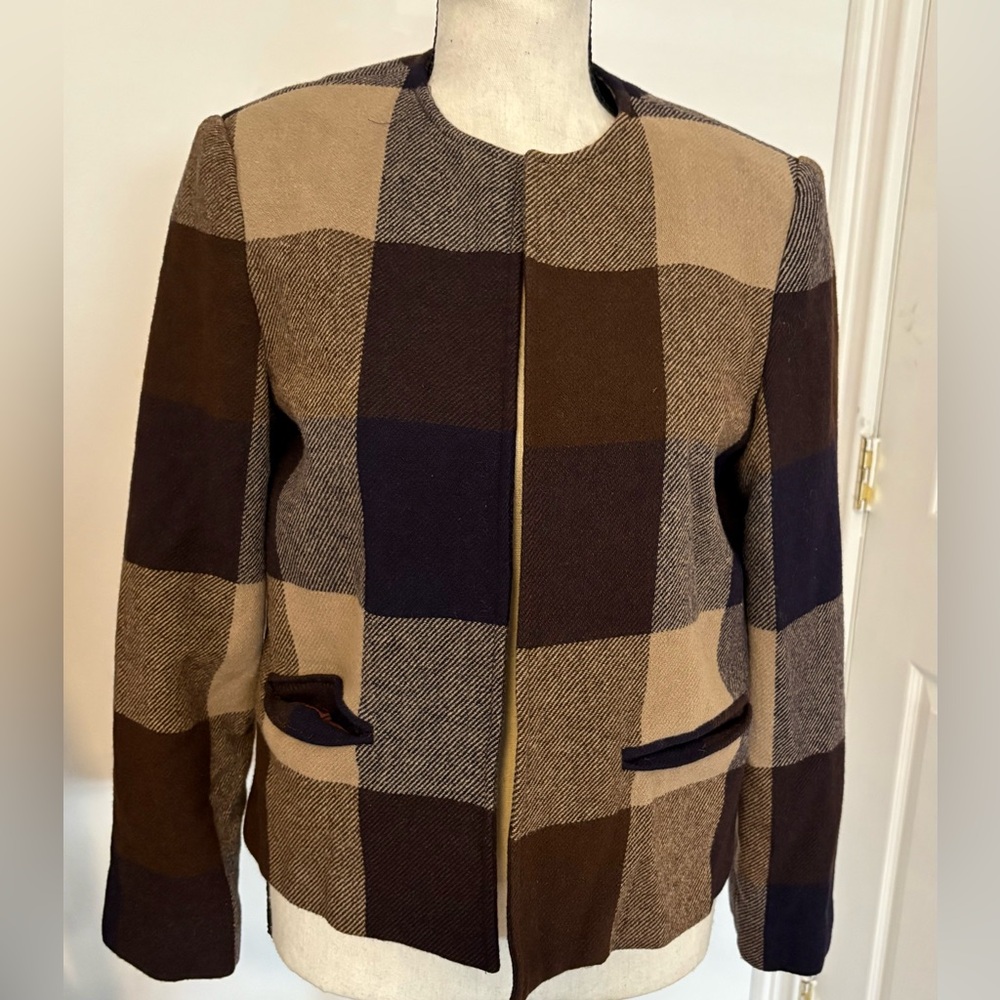 Elegant Checkered Women's Blazer - Brown and Tan